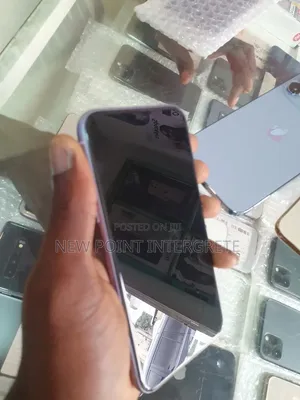 Apple iPhone 11 128 GB Gray