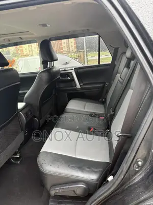 Toyota 4-Runner SR5 4dr SUV 4WD (4.0L 6cyl 5A) 2015 Black