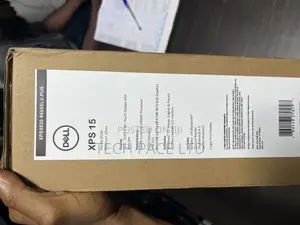 New Laptop Dell XPS 15 9530 32GB Intel Core I9 SSD 1T