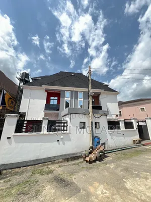 4bdrm Duplex in Magodo Phase 1 for sale