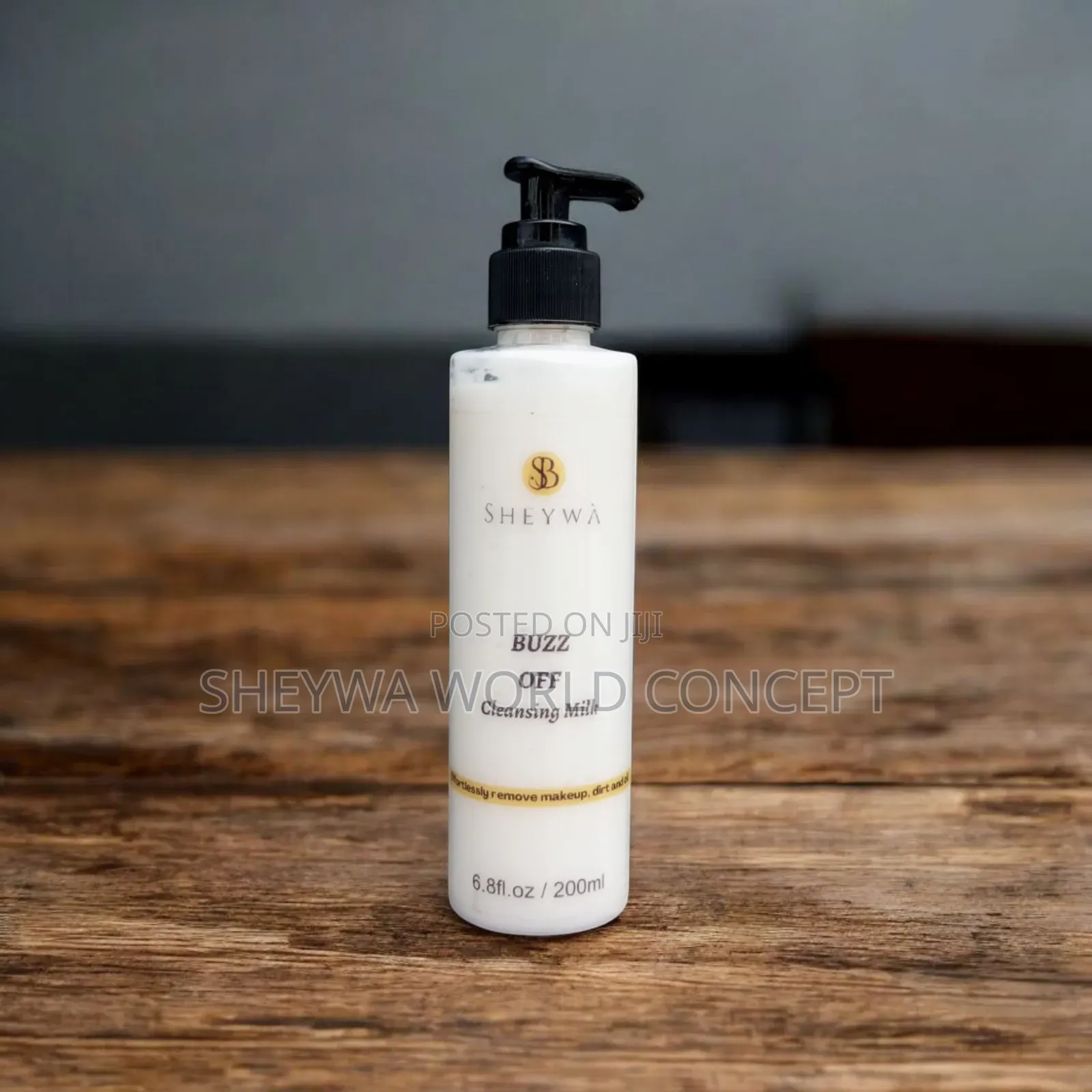 Buzz Off Cleansing Milk