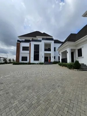7bdrm Duplex in Guzape District for sale