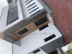 5bdrm Duplex in Fountain Spring, Sangotedo for sale