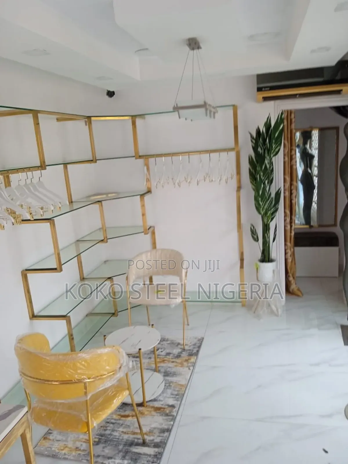 Stainless Gold Showroom Hanger