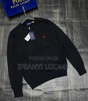 Round Neck Classic Sweater