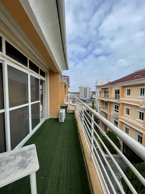 3bdrm Penthouse in Cadogan Estate, Osapa london for rent