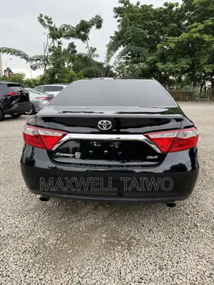 Toyota Camry XLE 4dr Sedan (3.5L 6cyl 6A) 2017 Black