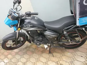 Auto Unity 2023 Black