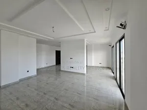 4bdrm Apartment in Banana Island for rent
