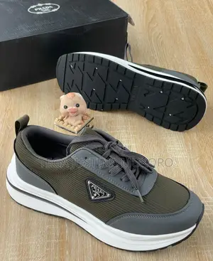 Latest Design Prada Men's Sneakers