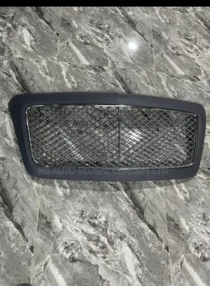Bentley Bentyaga Front Grille