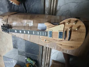 Fender Lead Guitar Les Paul