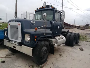 Tokunbo Double Axle Mack Trailer Head