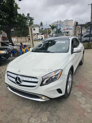 Mercedes-Benz GLA 250 2016 White