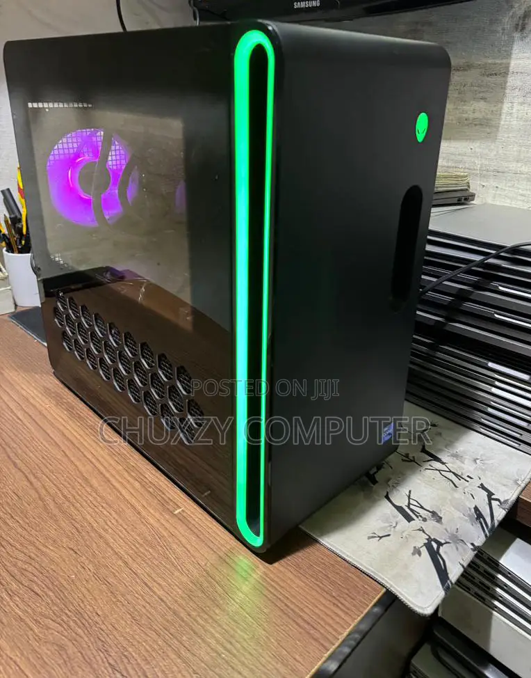 New Desktop Computer Dell Aurora 32GB Intel Core I7 SSD 1T