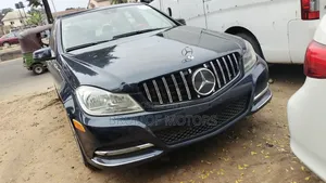 Mercedes-Benz C-Class C 300 CDI 4MATIC (S204) 2013 Blue