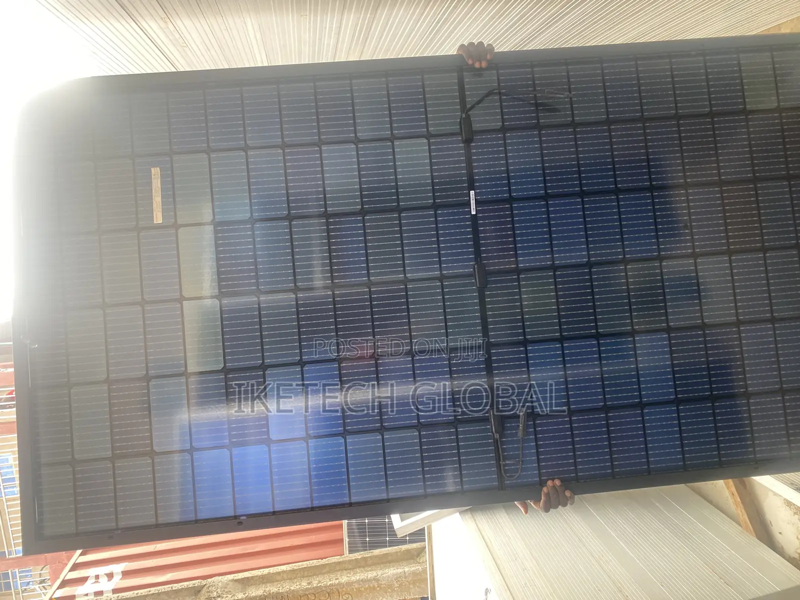570w 156 Cells Solar Module Bifacial Panel