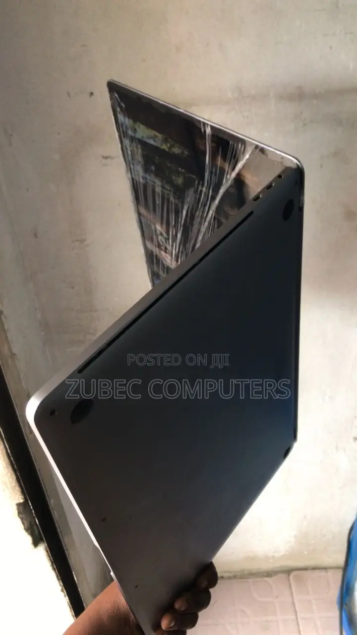 Laptop Apple MacBook Pro 2019 32GB Intel Core i9 SSD 2T
