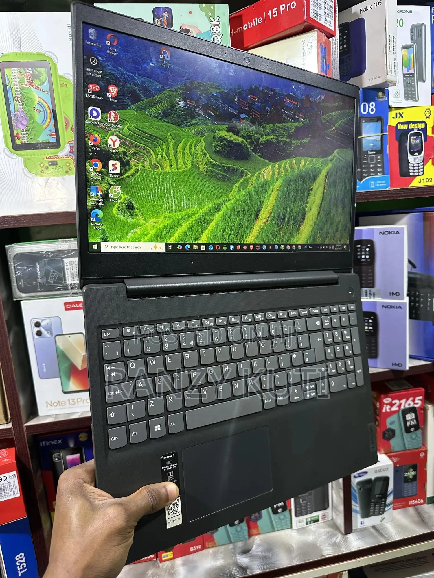 Laptop Lenovo Ideapad 3 4GB Intel Celeron HDD 1T