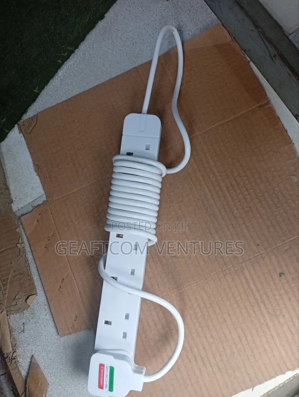 6 Outlet Socket