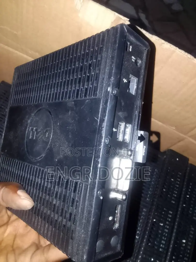 Desktop Computer Dell 4GB HDD 60GB