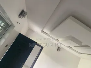 2bdrm Bungalow in Golden Estate, Akala Express for rent