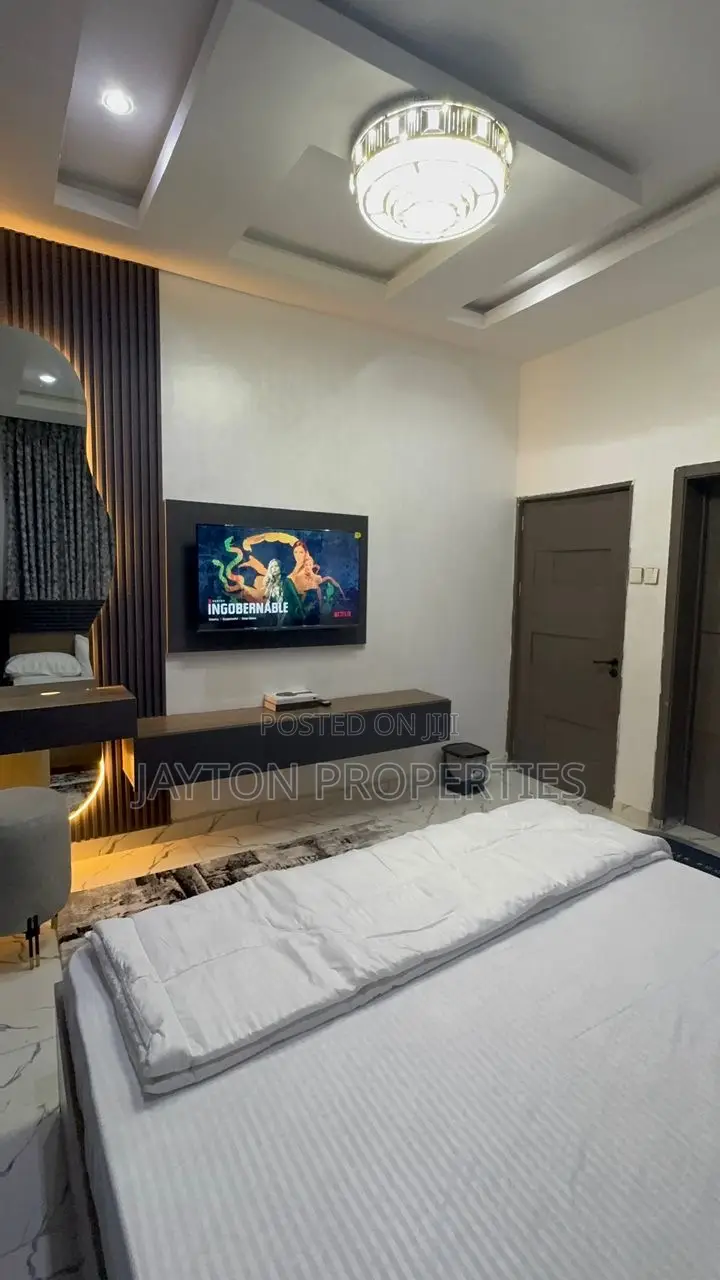 Cozy 2 Bedroom