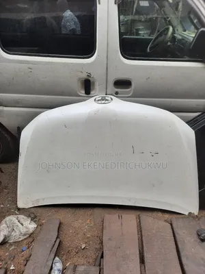 Toyota Venza Bonnet 2015