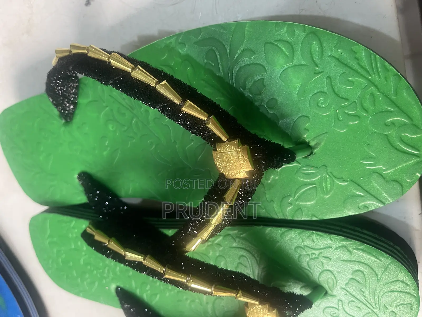 Stylish Beaded/Flowered Slippers