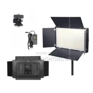 Pro Led 600 Studio Light Kit + Tripod Stand + 2 Batteries + Charger