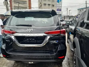New Toyota Fortuner 2025 Black