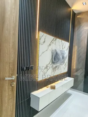 Quality Full Lighted 10ft by 9ft Tv Console