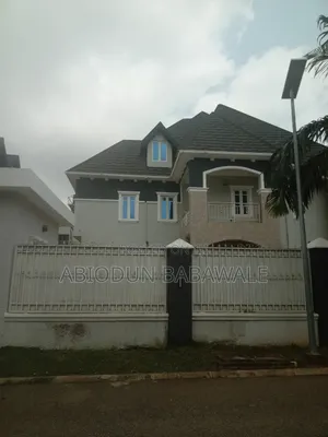 6bdrm Duplex in Effab Estate Apo for rent