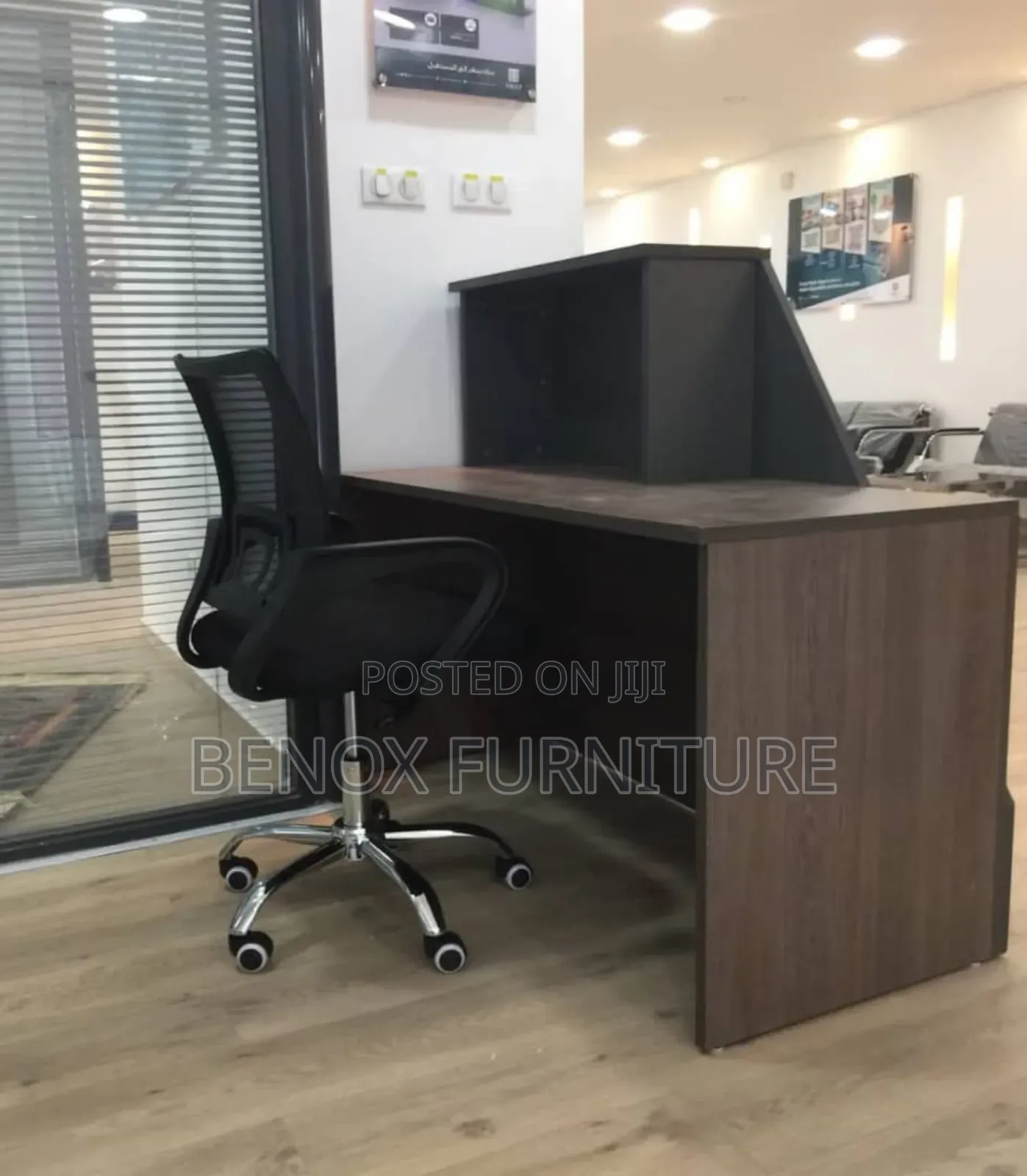 Reception Desk With Drawers