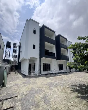 4bdrm Townhouse/Terrace in Jahi for sale