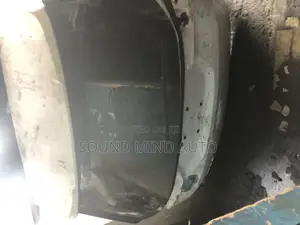 Ford Edge 2018 Model Boot