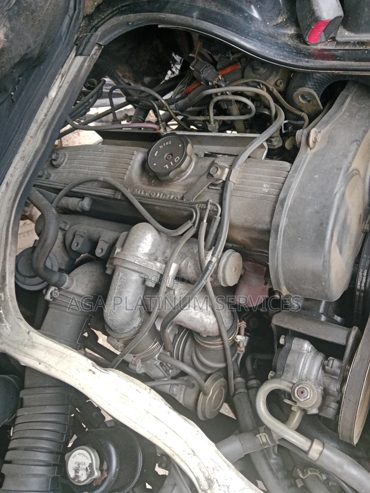 Mitsubishi L300 1995 White