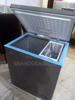 Aeon 150l Freezer With Adjustable Temperature Control