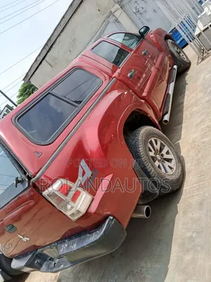 Mitsubishi L200 Double Cab 2.0 4WD 2003 Red