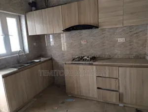 3bdrm Apartment in Main Wuye for sale
