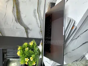 Laptop Apple MacBook Pro 2019 16GB Intel Core I7 SSD 512GB