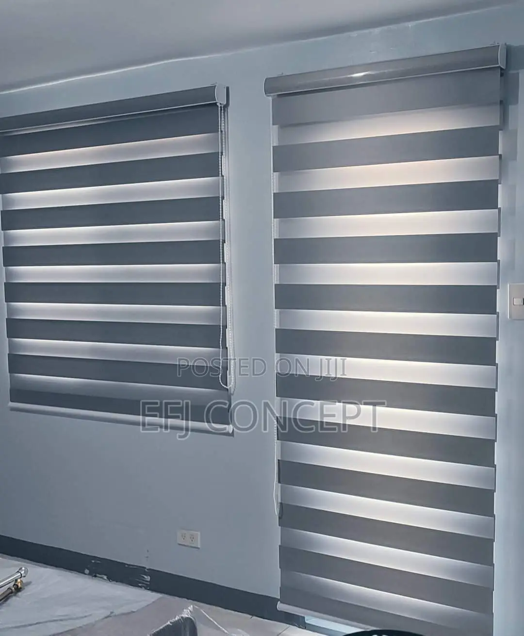 Day And Night Window Blind - Attractive Plain Grey