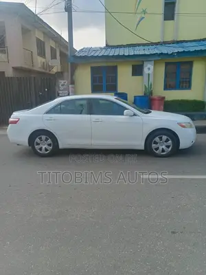 Toyota Camry 2.4 2008 White