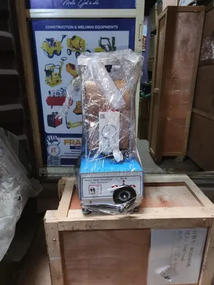 Strain Gauge Unconfined Test Apparatus
