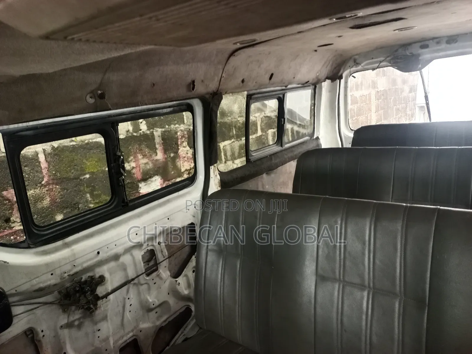 Toyota HiAce 2007 White