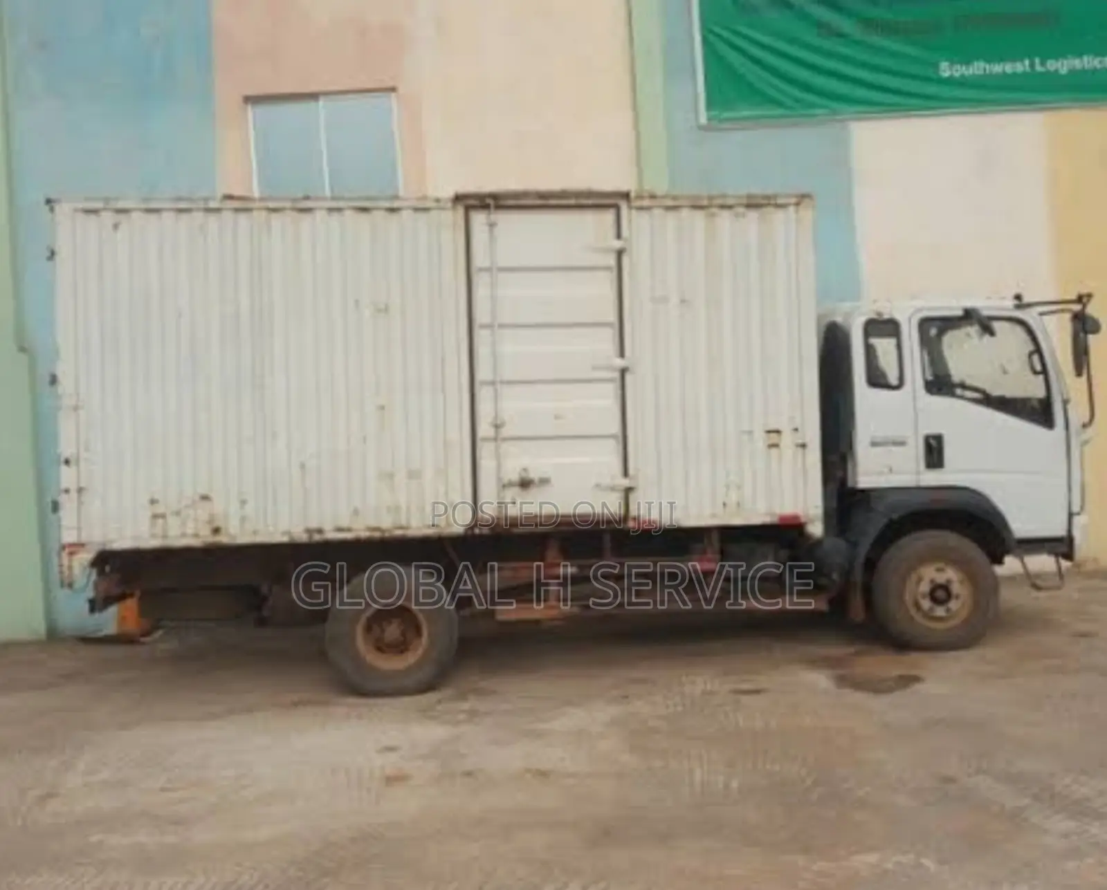 15 Tons Truck Available for Rent