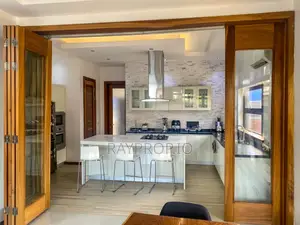 4 Bedroom Shortlet in VGC