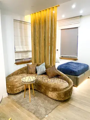 319653sn - Studio Shortlet In Lekki Phase