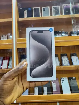 New Apple iPhone 15 Pro Max 256 GB