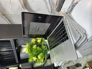 Laptop Apple MacBook 2018 16GB Intel Core I7 SSD 512GB
